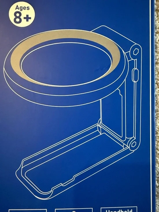 AiXPI 18 LED Magnifier - Blue Packaging - Picture 7 of 7